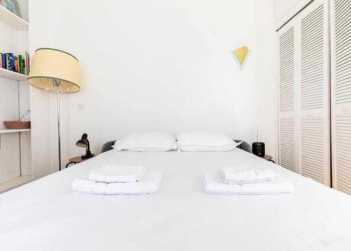 Guestready - Charming Marais Midterm *